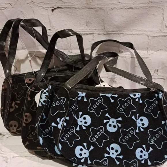 Mini Skull Purse - Picture 2 of 8